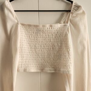 ‼️ 3/$10 ‼️ H&M Cream Smocked Crop Top